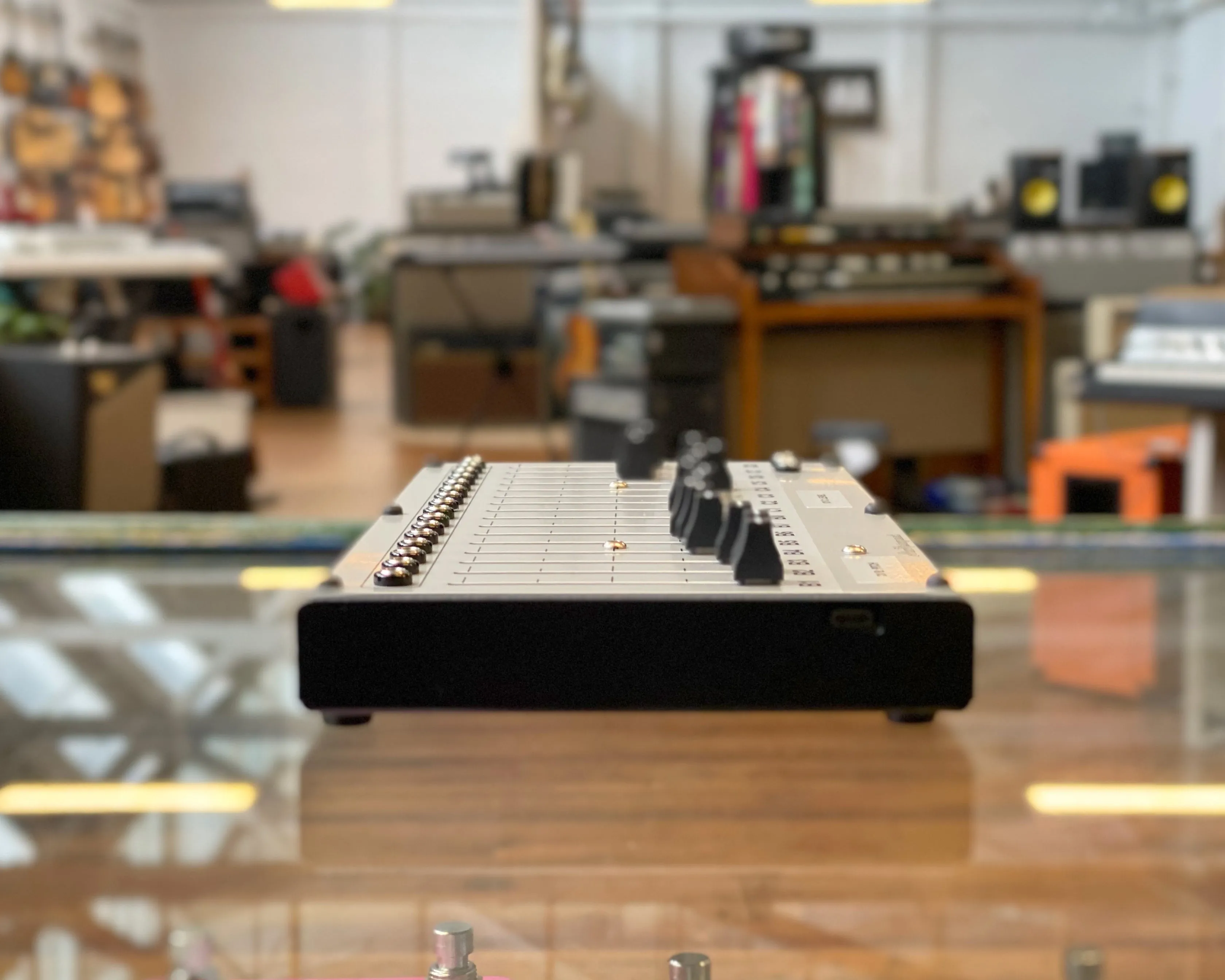 AtoVProject 16N Rework Faderbank