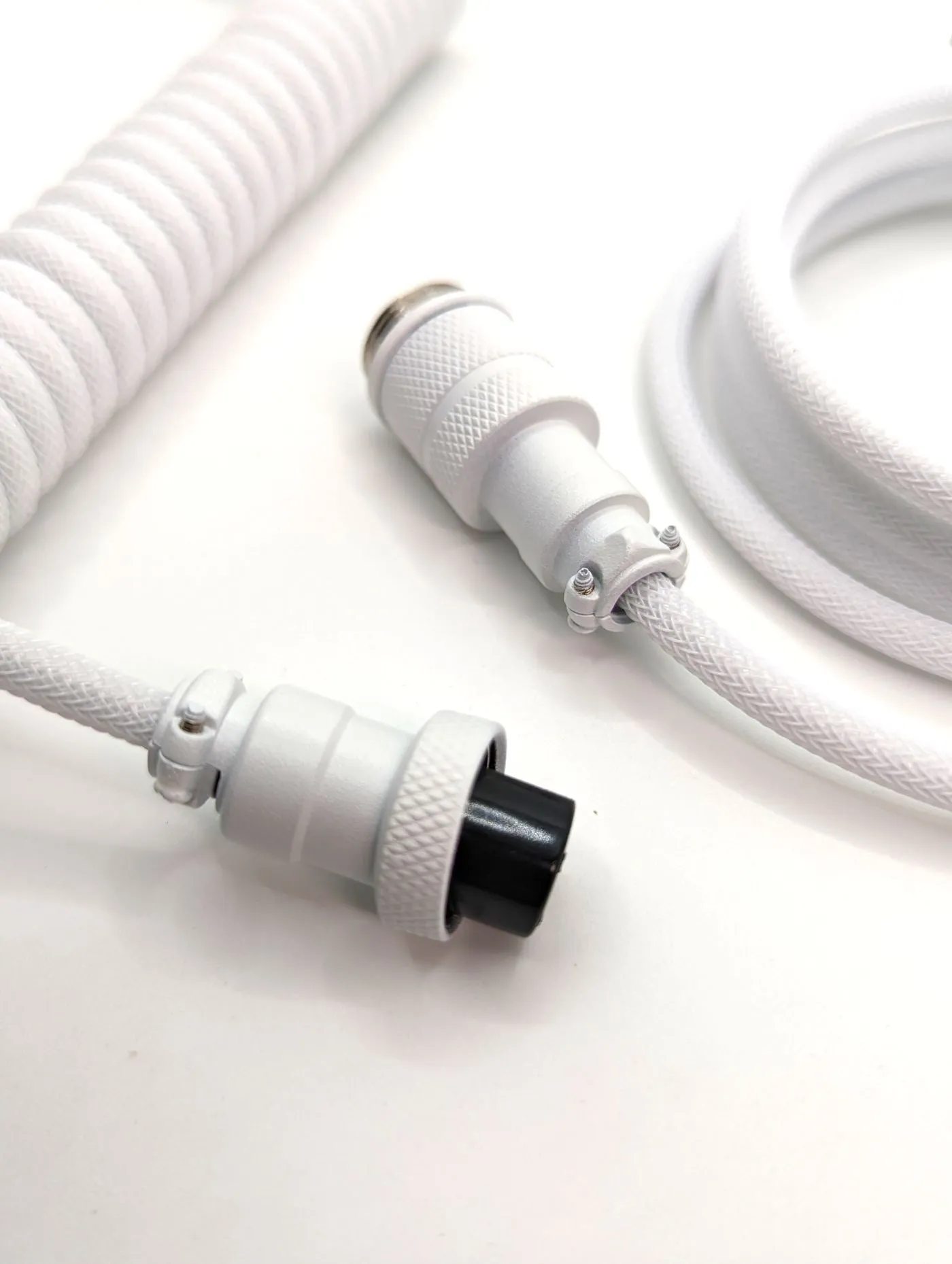 Ausmodshop Coiled Keyboard Cable - White