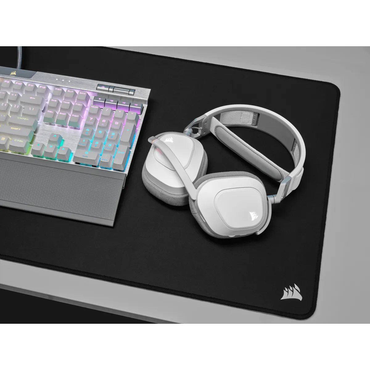 Corsair HS80 RGB Gaming Wireless Headset, White