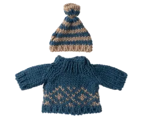 Knitted sweater and hat, Dad mouse