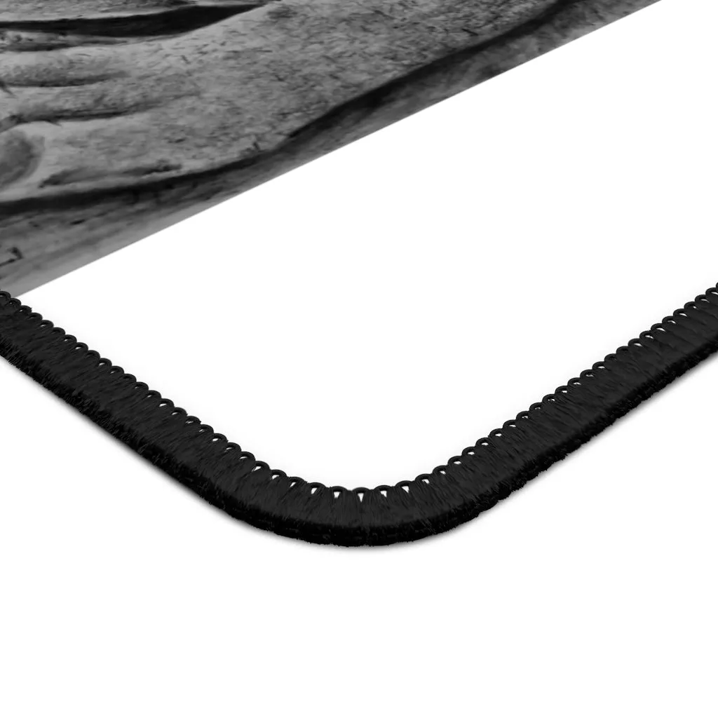 Lizzy the Lizard Gaming Mouse Pad