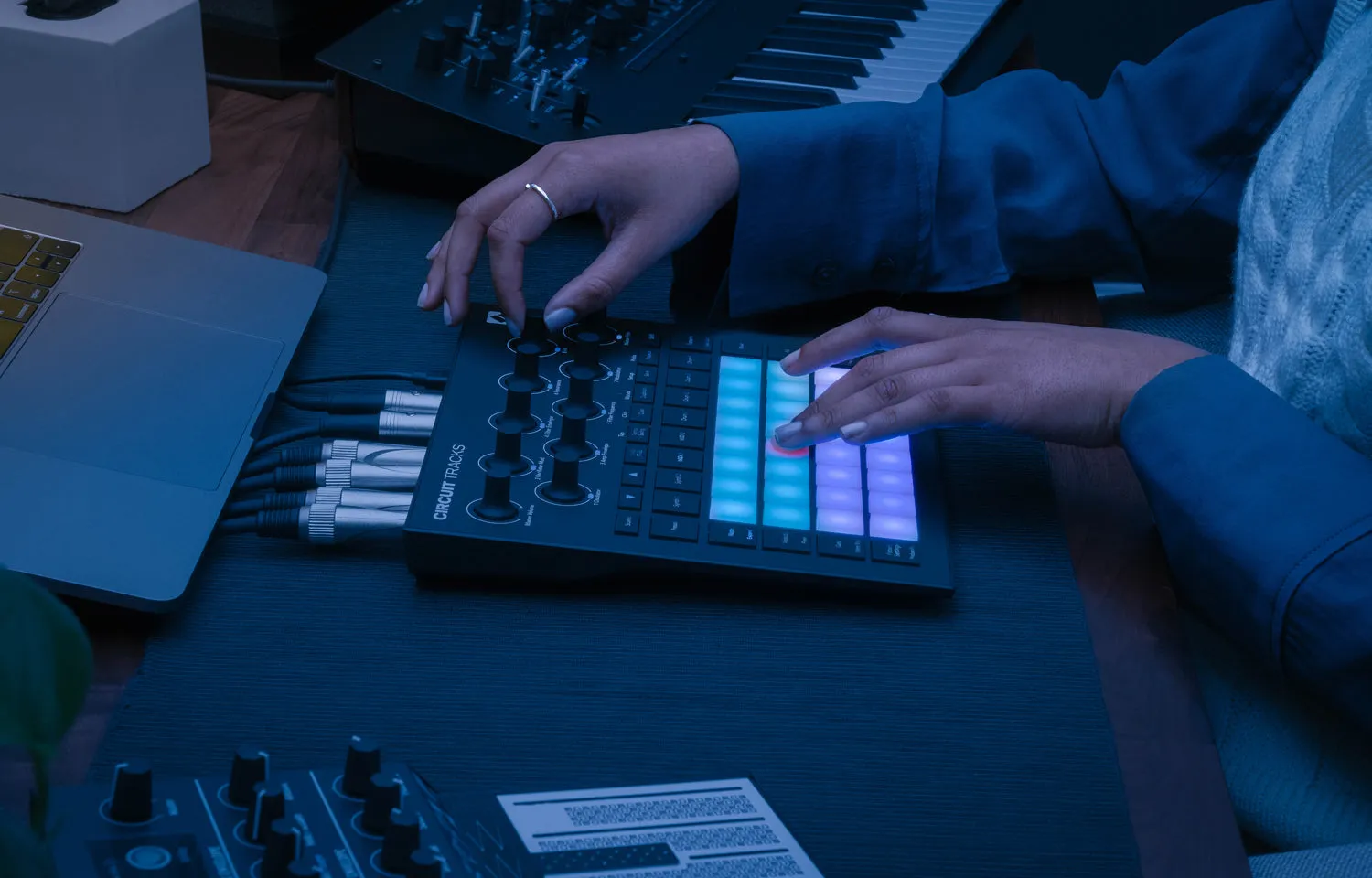 Novation Circuit - Tracks Standalone Groovebox