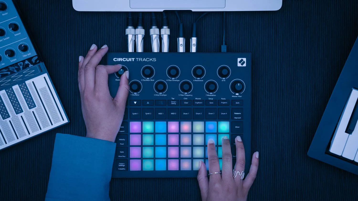 Novation Circuit - Tracks Standalone Groovebox