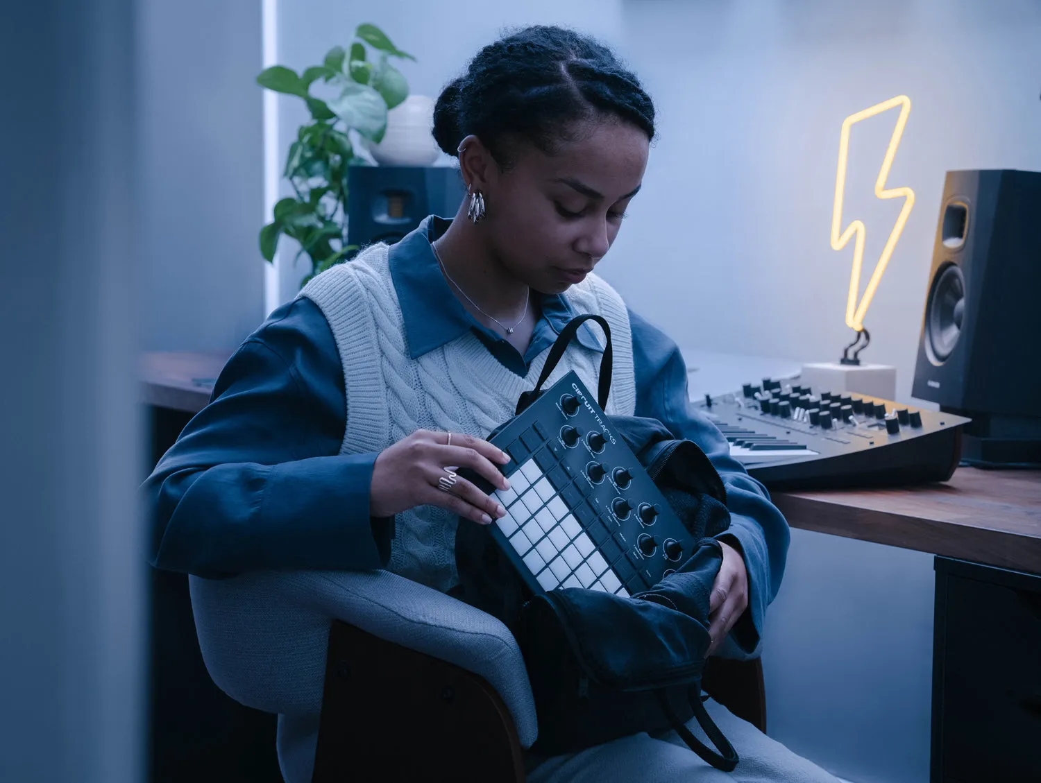 Novation Circuit - Tracks Standalone Groovebox